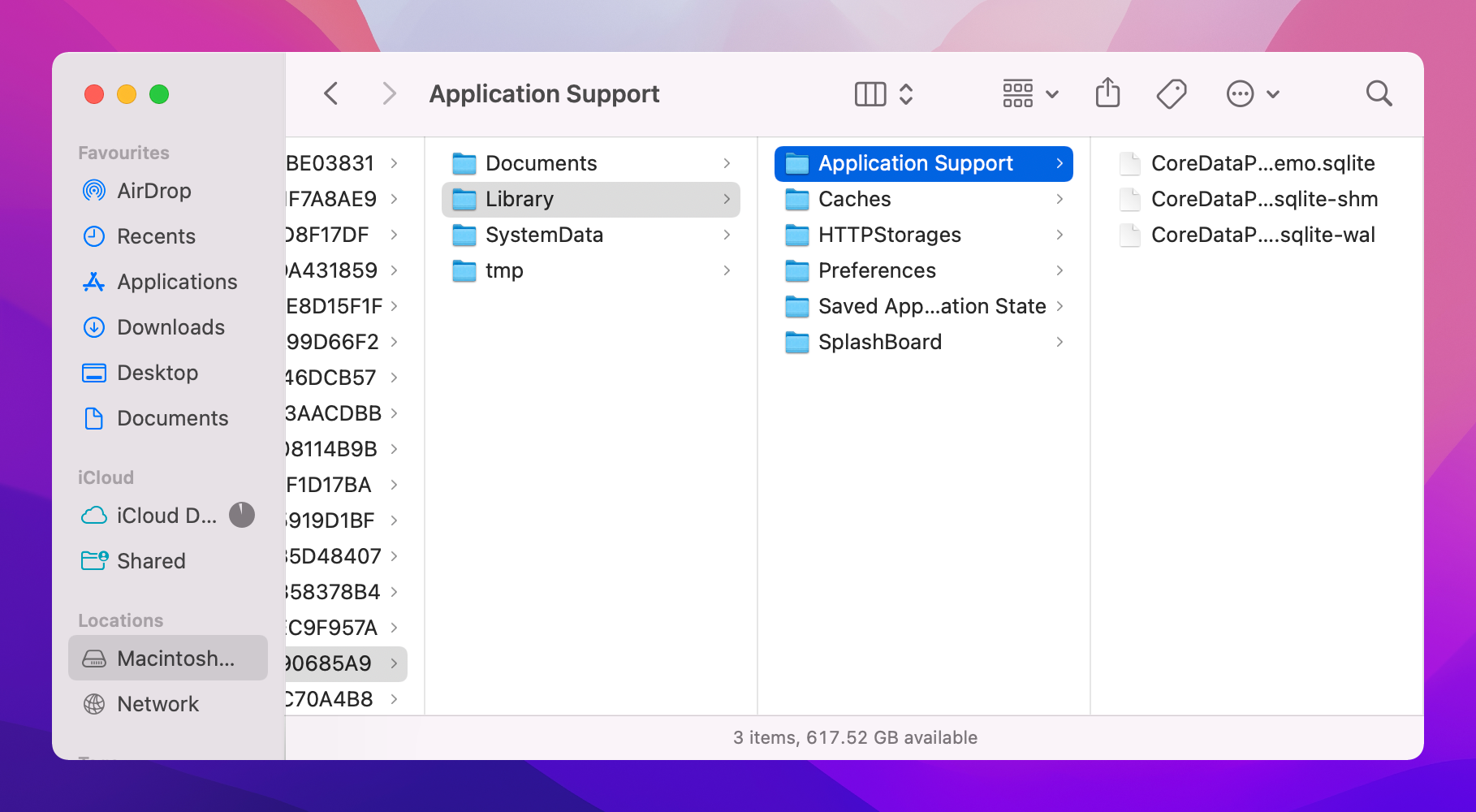 Figure 31.4. Revealing the SQLite files in Finder