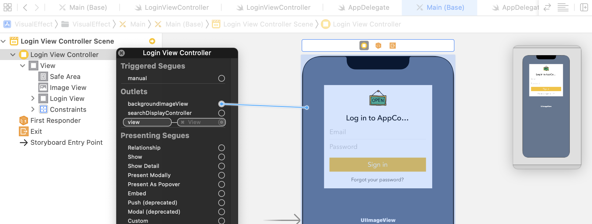 Figure 27.6. Connecting the background image view with the outlet variable